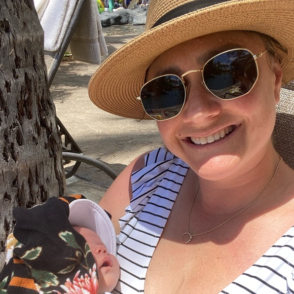 Meet your Posher, Morgan - Picture 3 of 3